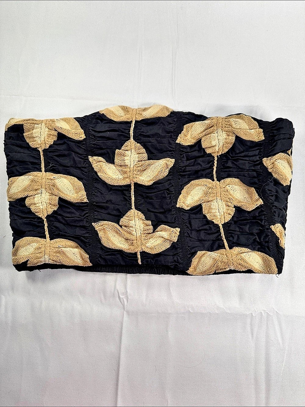 Zara Floral Crop Top in Black & Tan Size Medium Like New